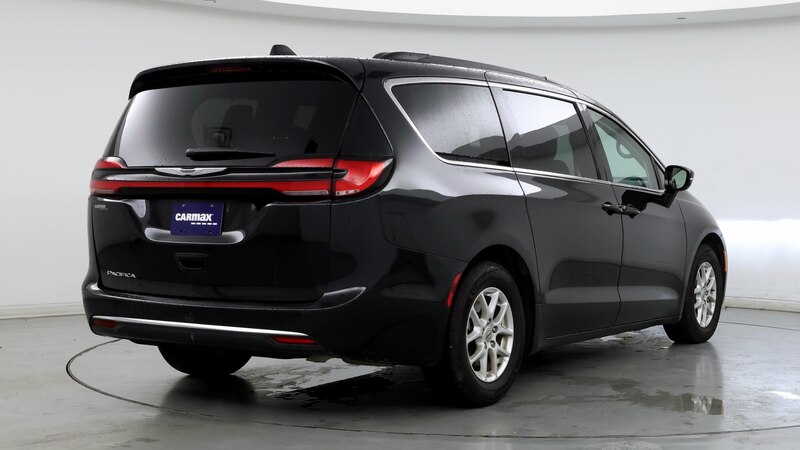 2022 Chrysler Pacifica Touring L 8