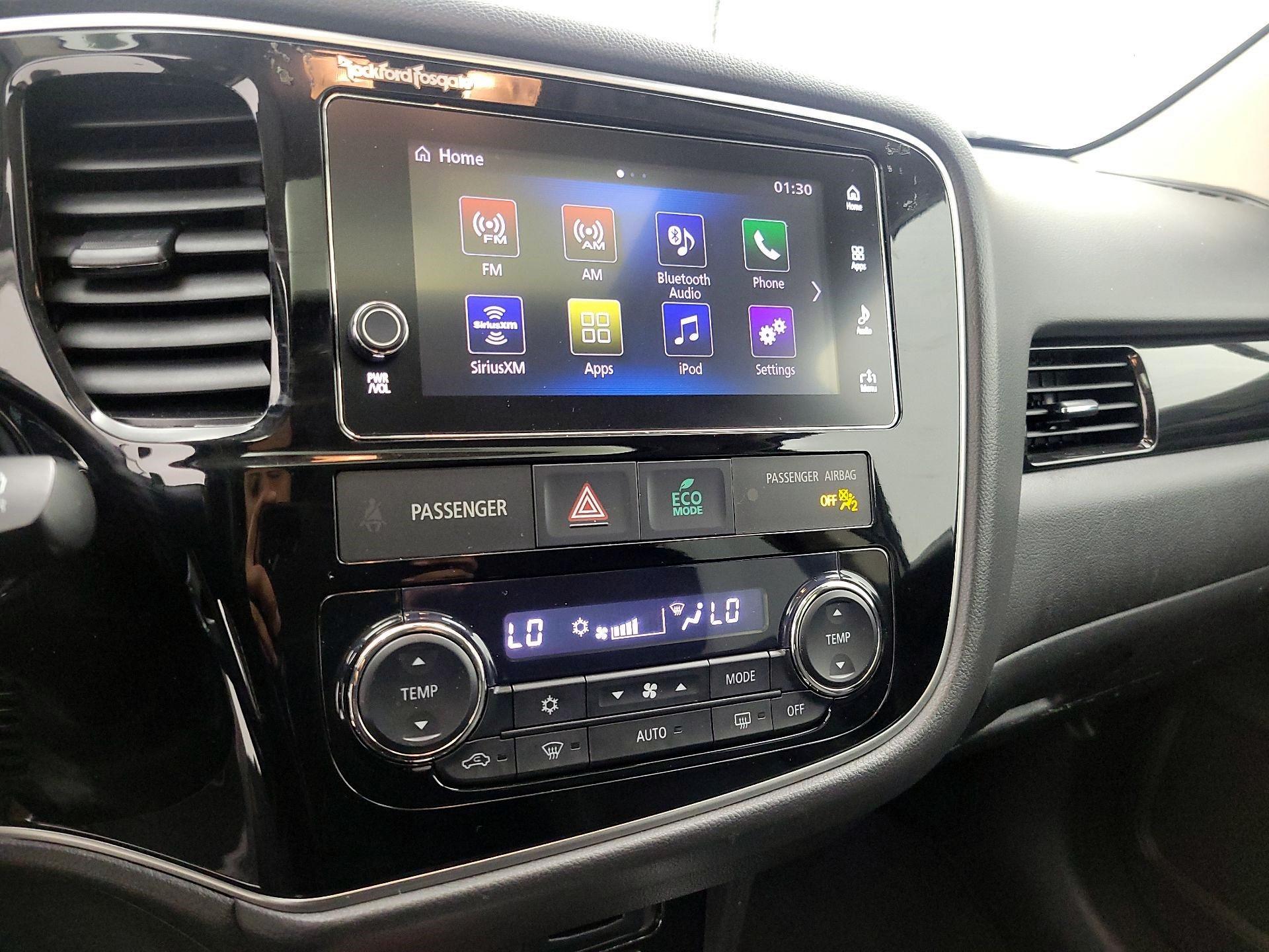 Thumbnail: 2018 Mitsubishi Outlander - 16
