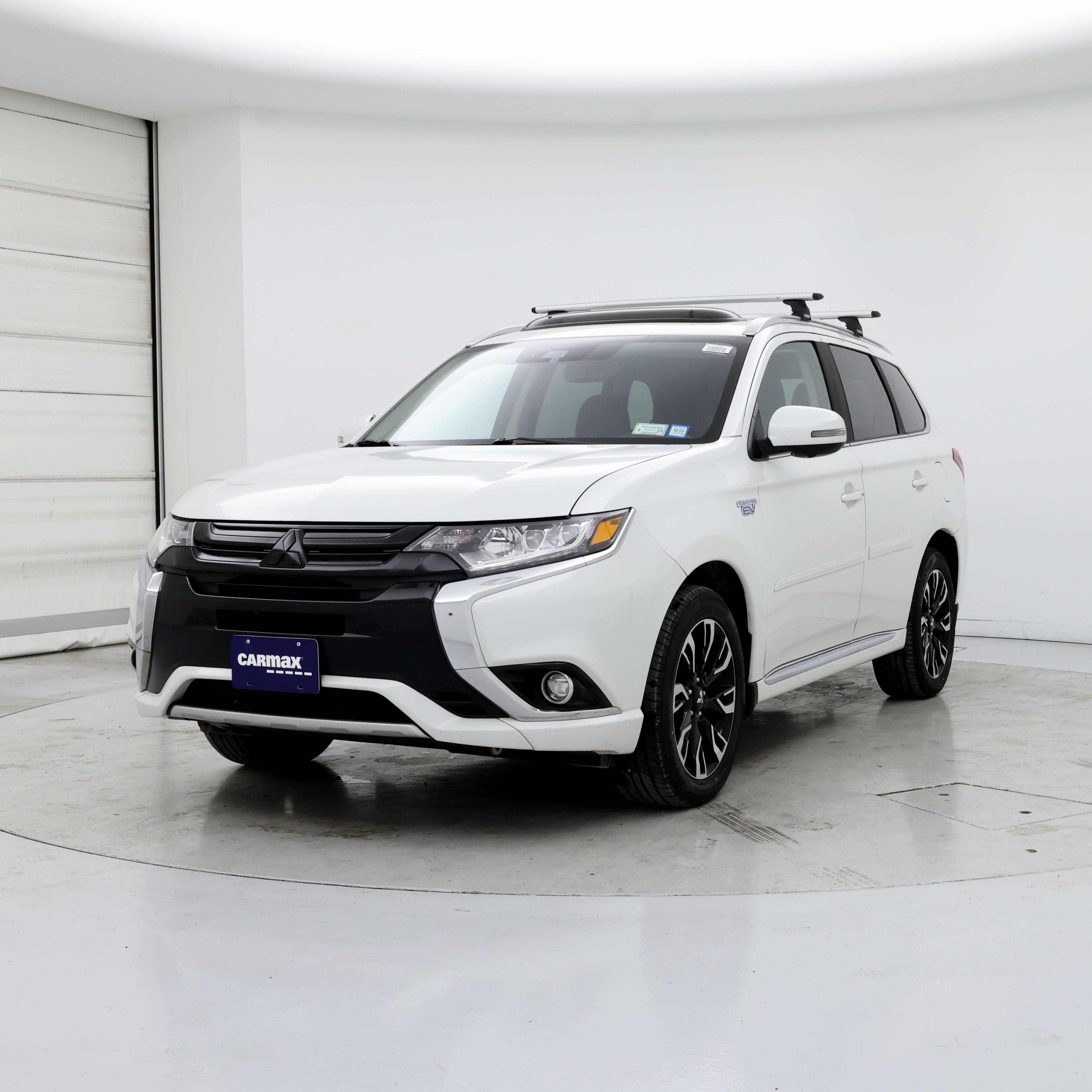 Thumbnail: 2018 Mitsubishi Outlander - 4