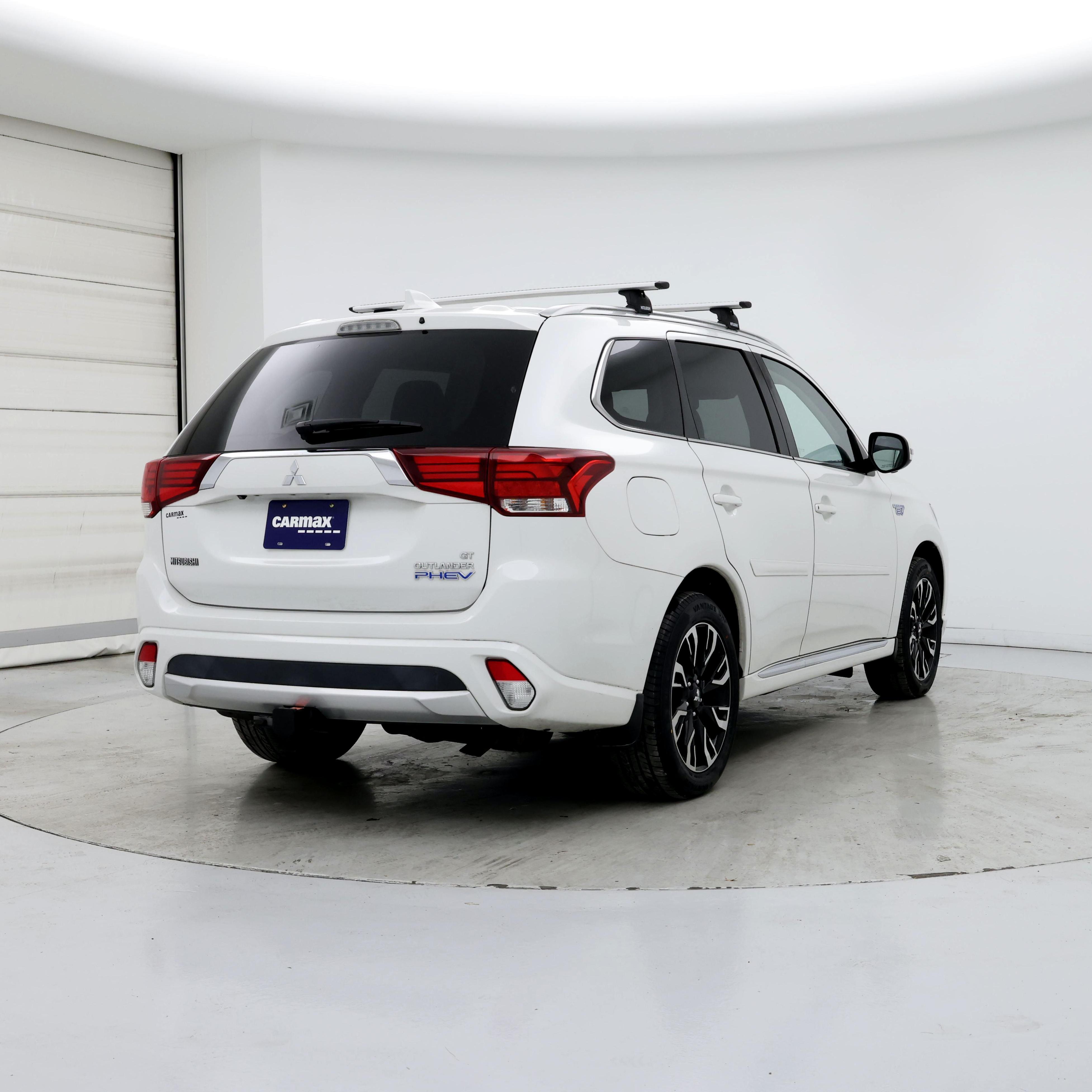 Thumbnail: 2018 Mitsubishi Outlander - 8