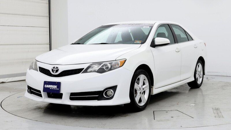 2013 Toyota Camry SE 4