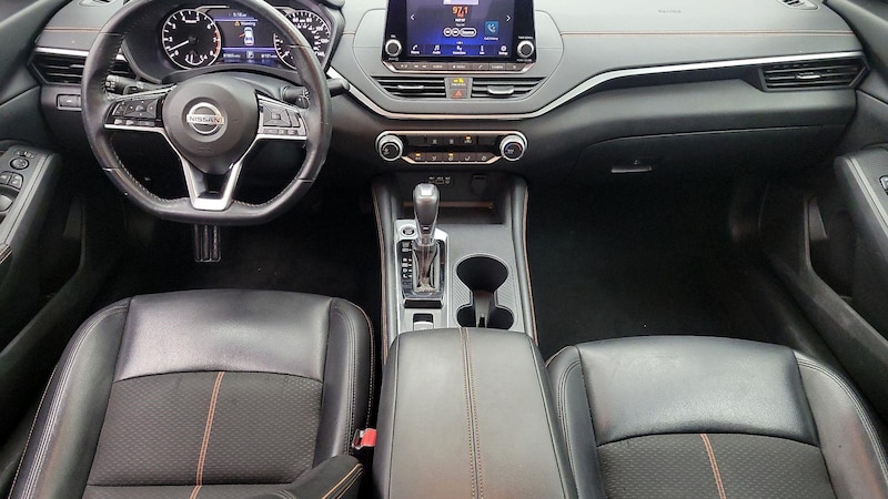 2019 Nissan Altima SR 9