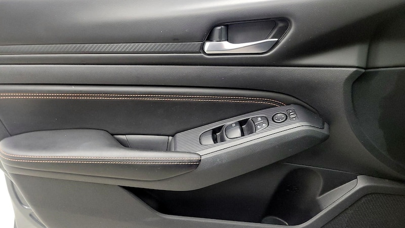 2019 Nissan Altima SR 12