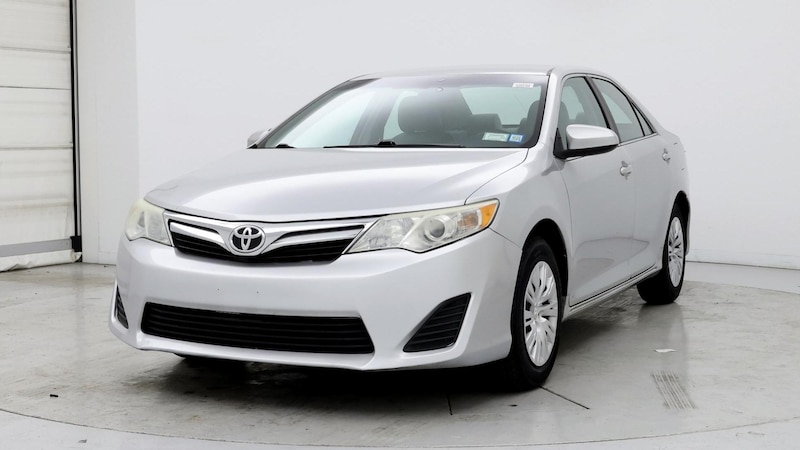 2013 Toyota Camry LE 4