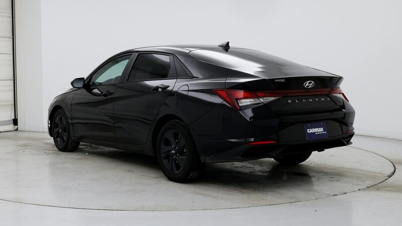 2023 Hyundai Elantra SEL 2