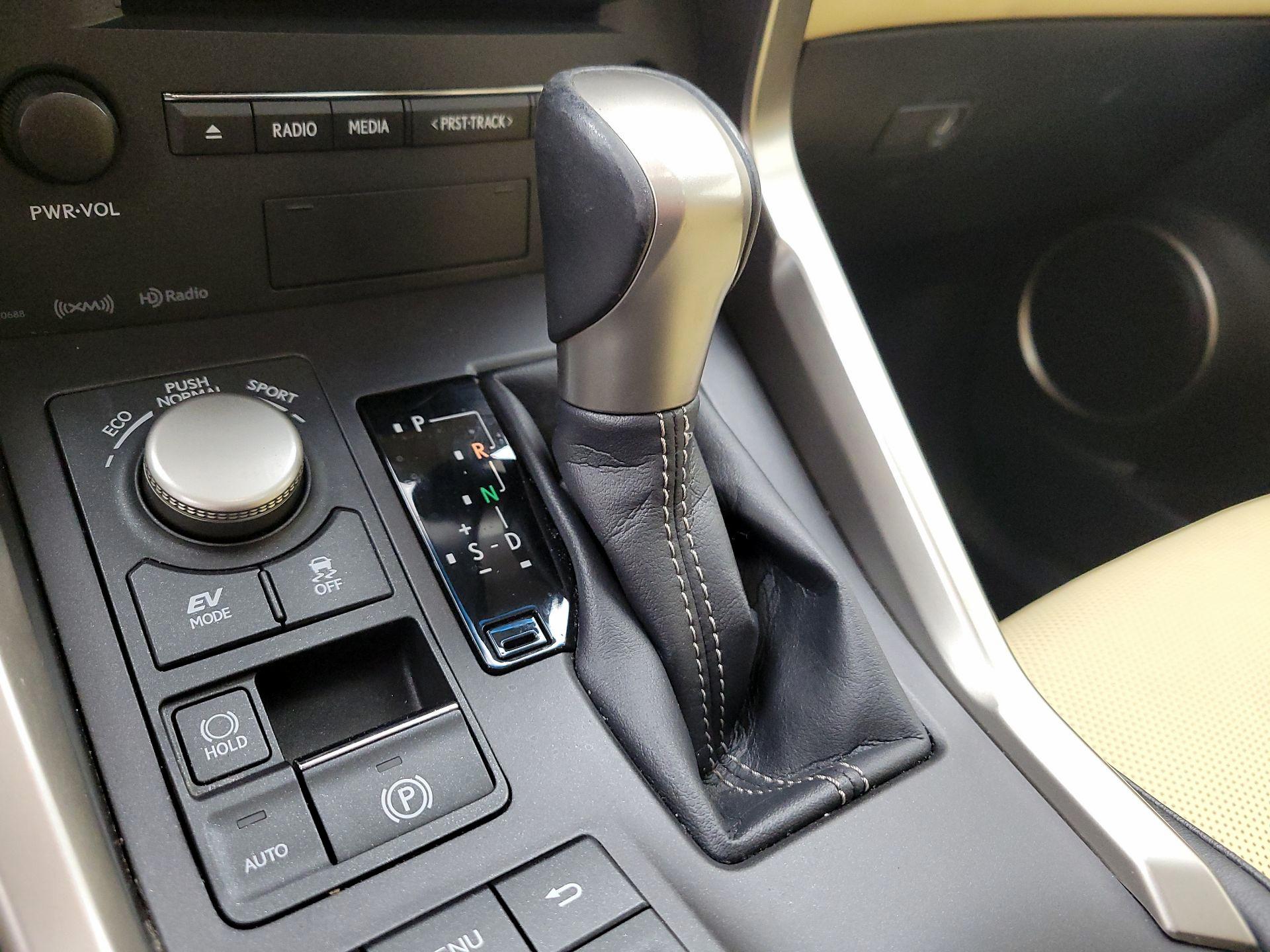 Thumbnail: 2016 Lexus NX - 18