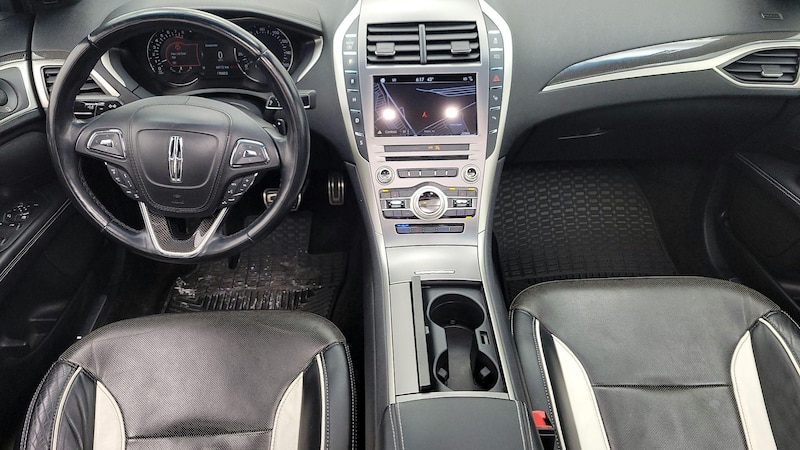 2017 Lincoln MKZ Reserve 9