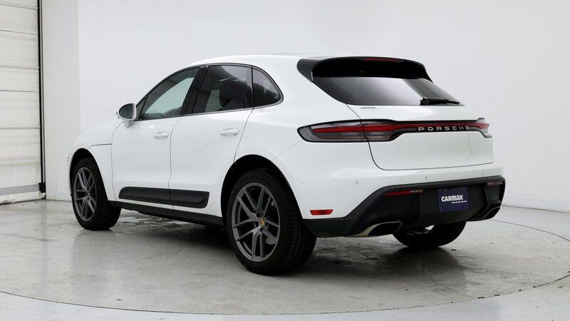 2022 Porsche Macan  2