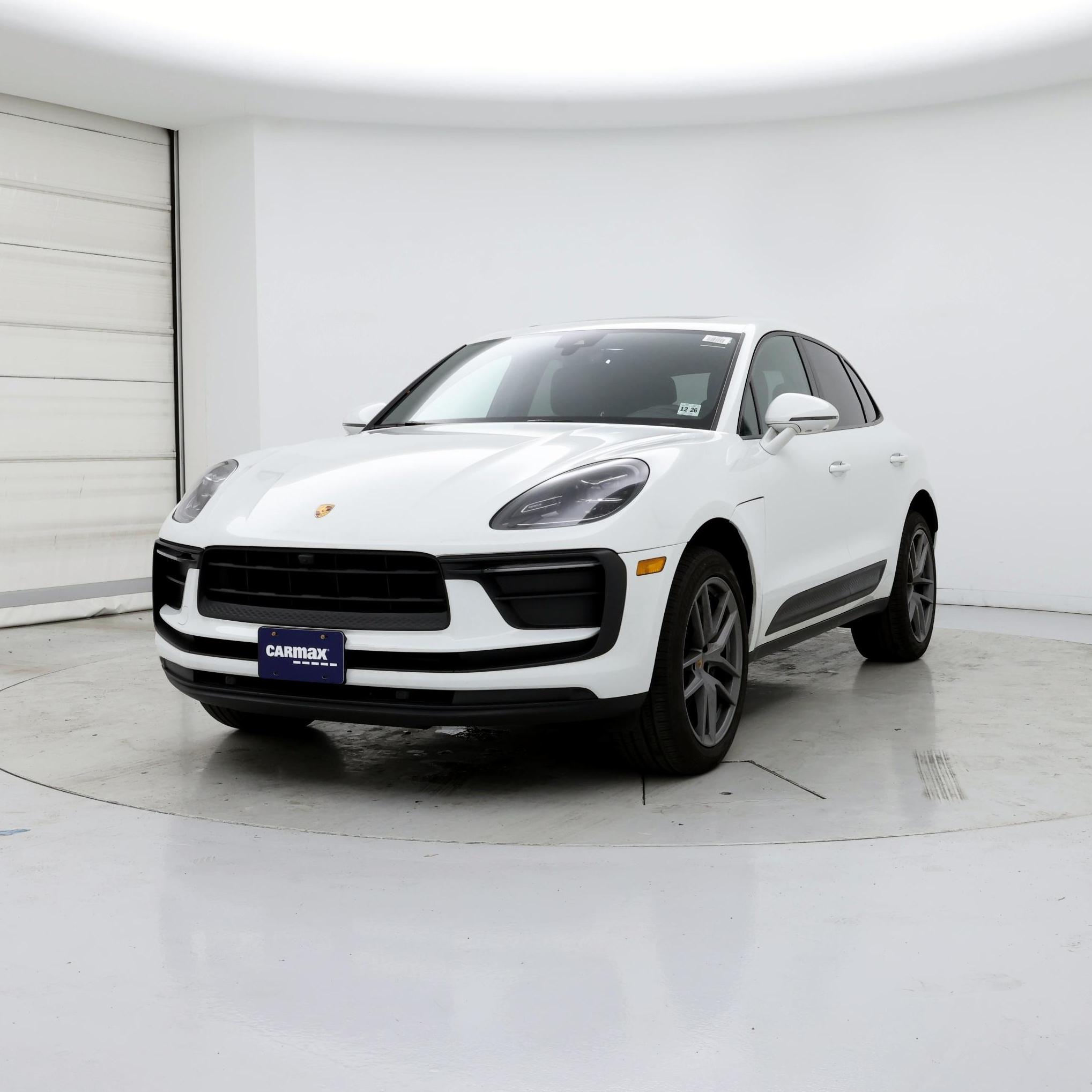 Thumbnail: 2022 Porsche Macan - 4