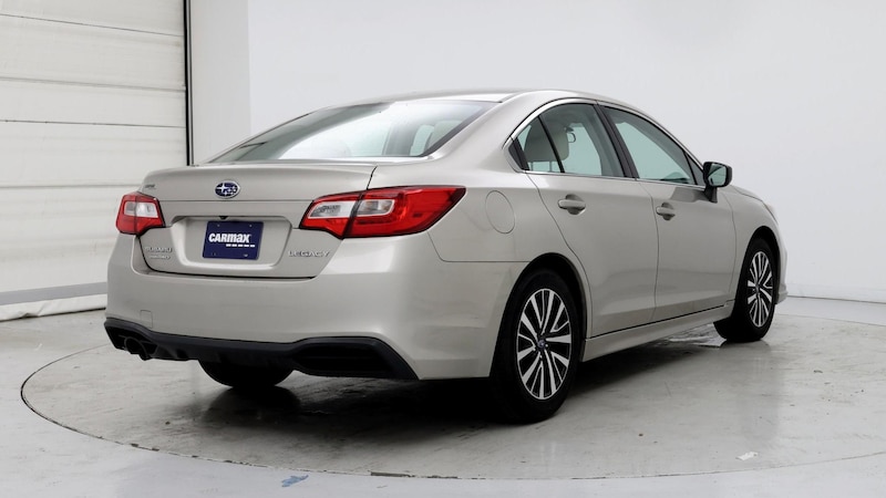 2018 Subaru Legacy 2.5i 8