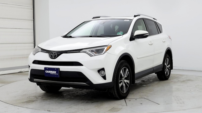 2018 Toyota RAV4 XLE 4