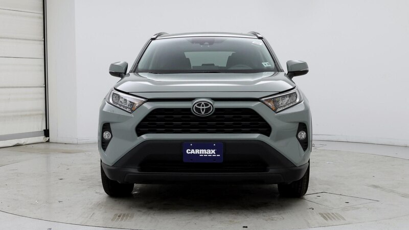 2020 Toyota RAV4 XLE 5