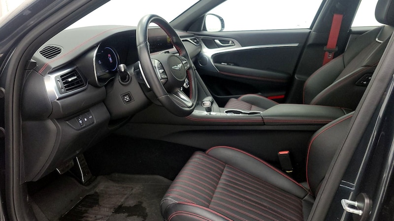 2023 Genesis G70 2.0T 11