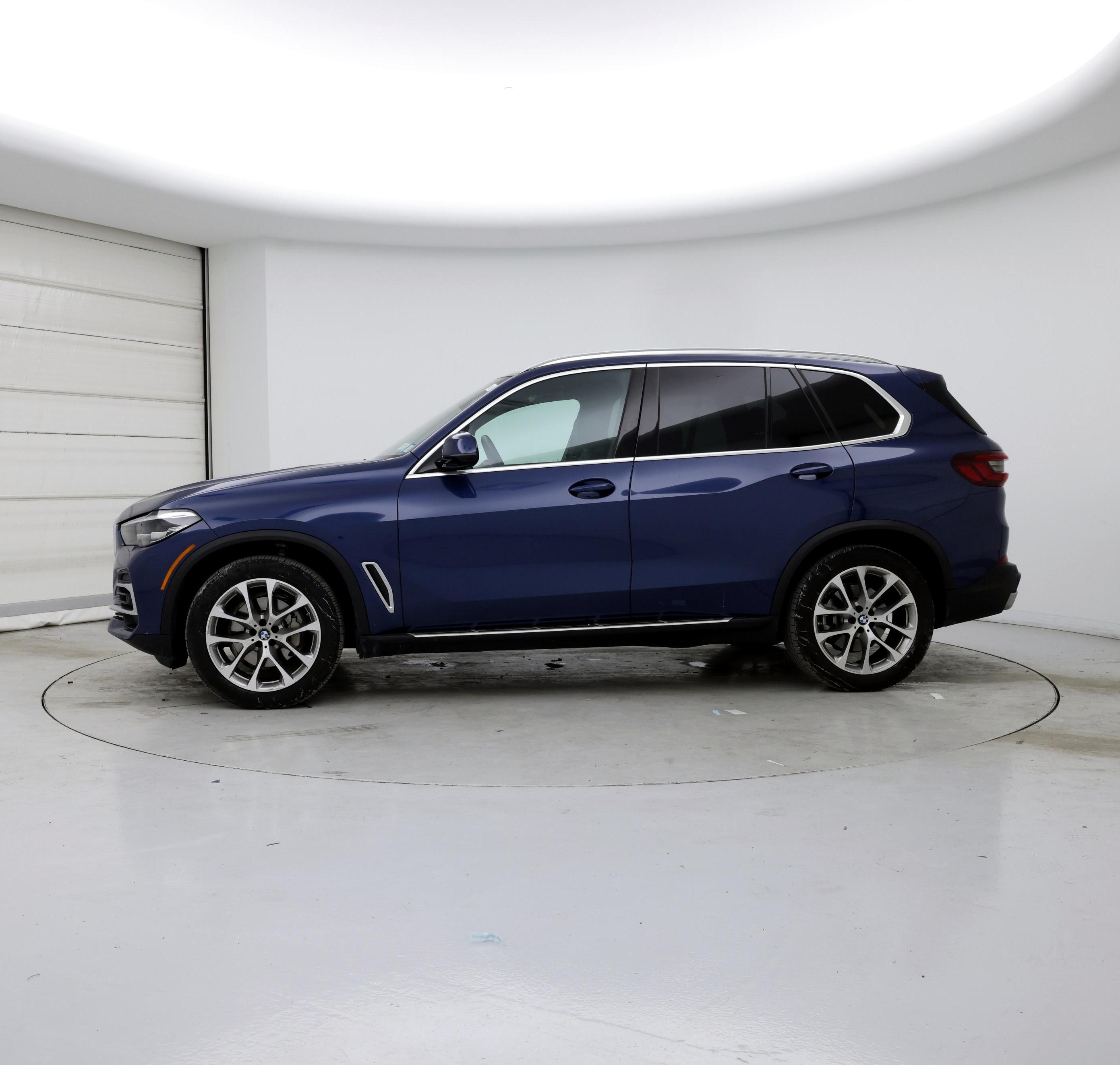 Thumbnail: 2022 BMW X5 - 3