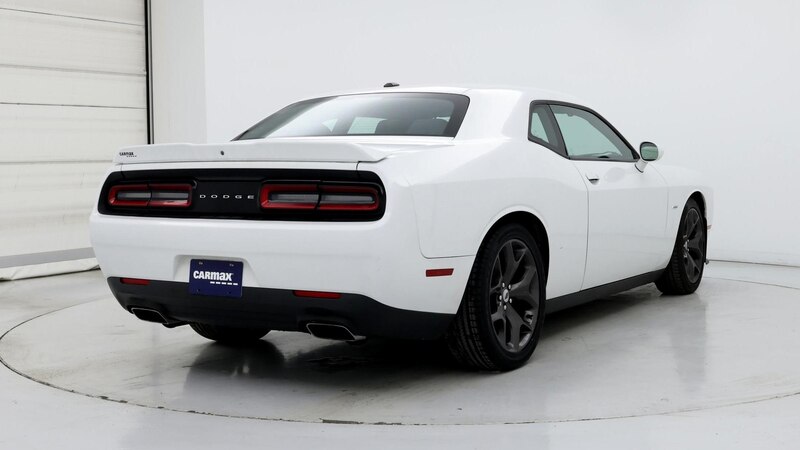 2019 Dodge Challenger R/T 8