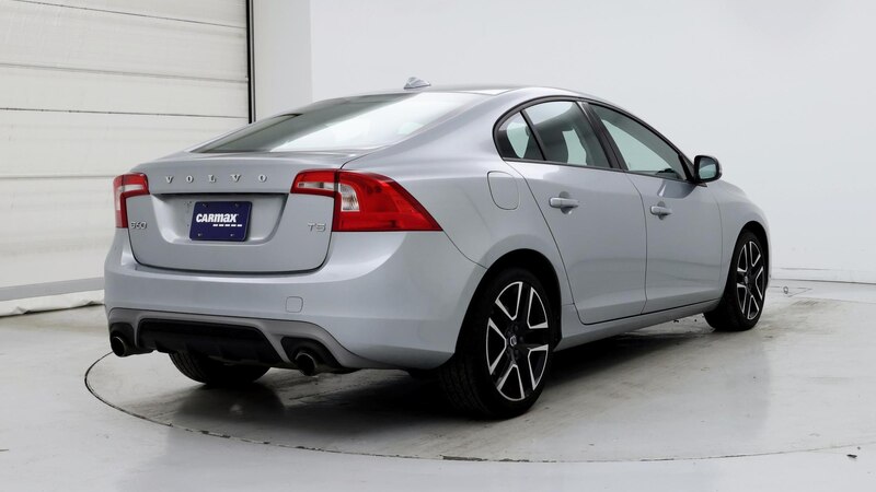 2018 Volvo S60 T5 Dynamic 8