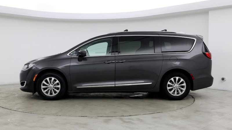 2019 Chrysler Pacifica L 3