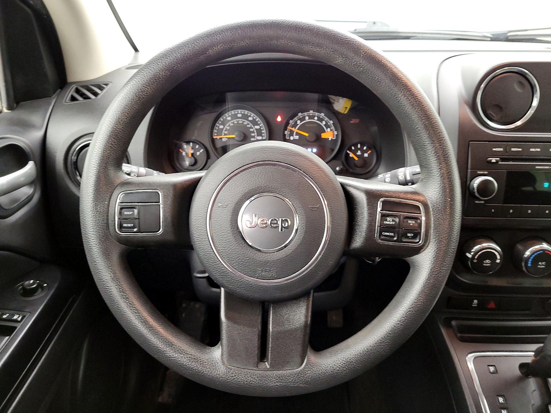 Thumbnail: 2014 Jeep Compass - 10