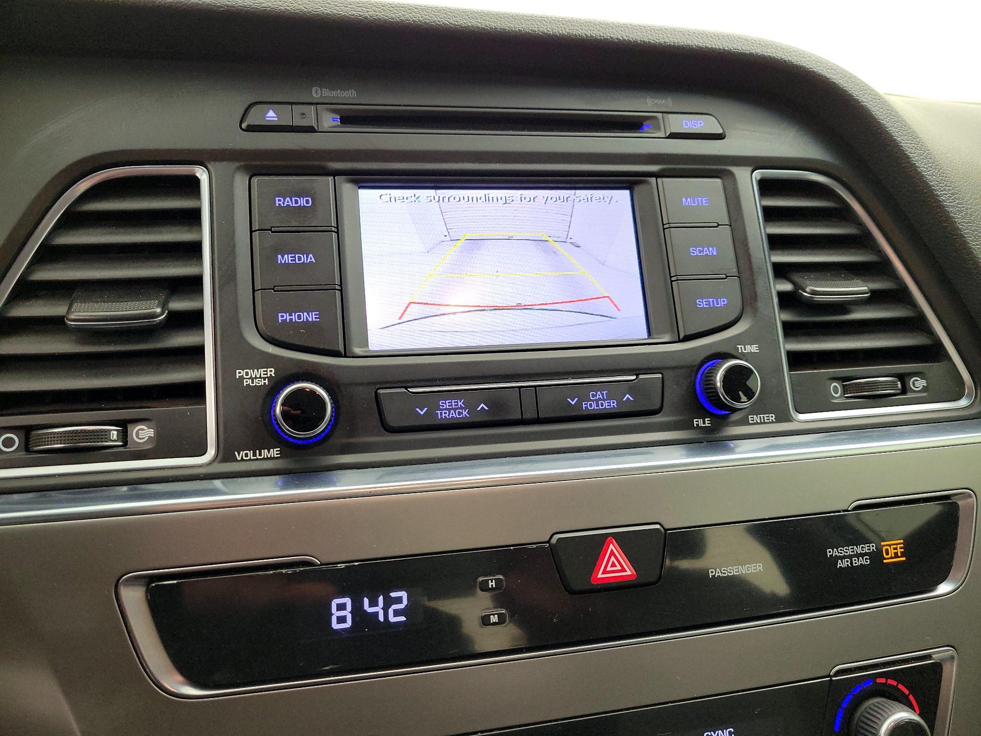Thumbnail: 2016 Hyundai Sonata - 14