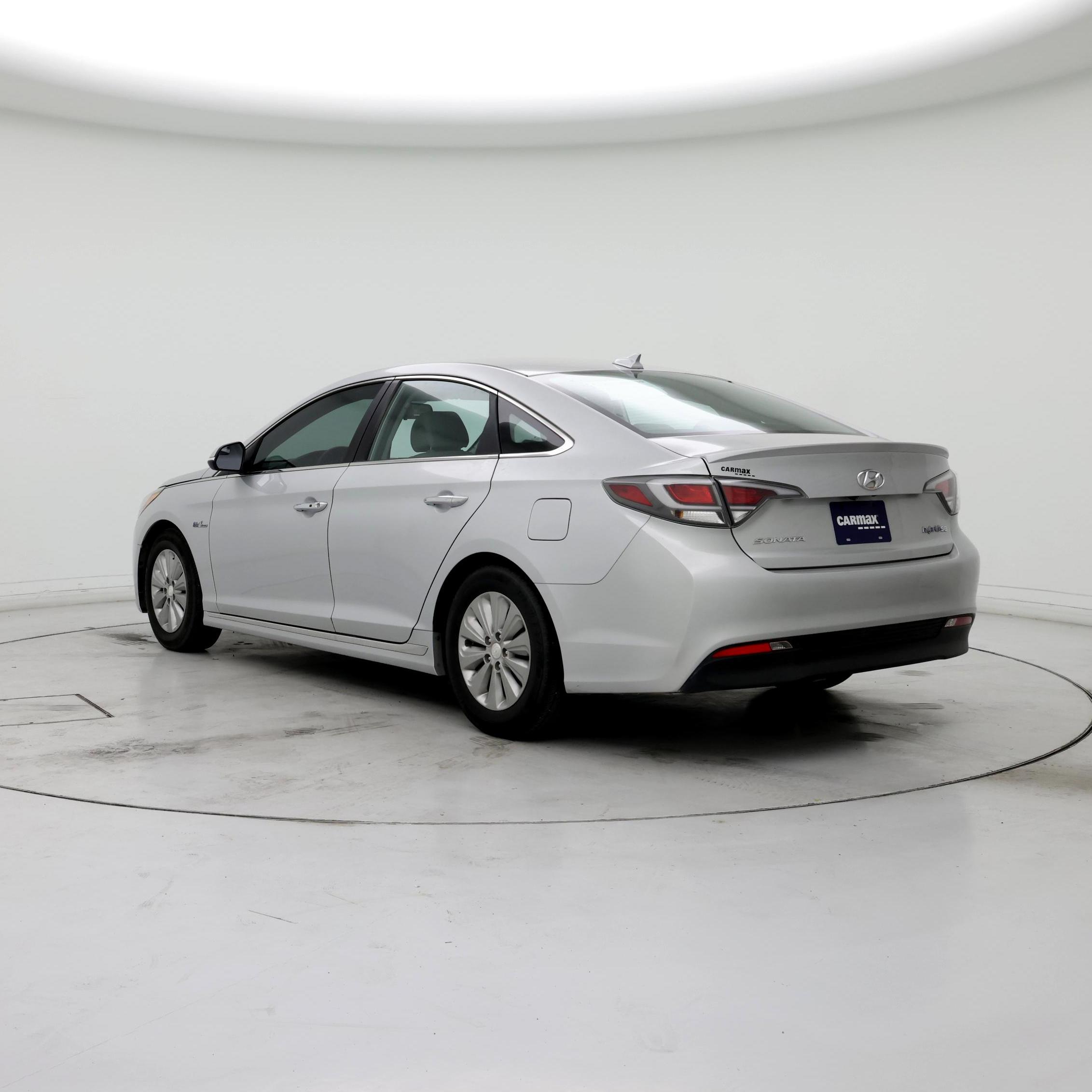 Thumbnail: 2016 Hyundai Sonata - 2