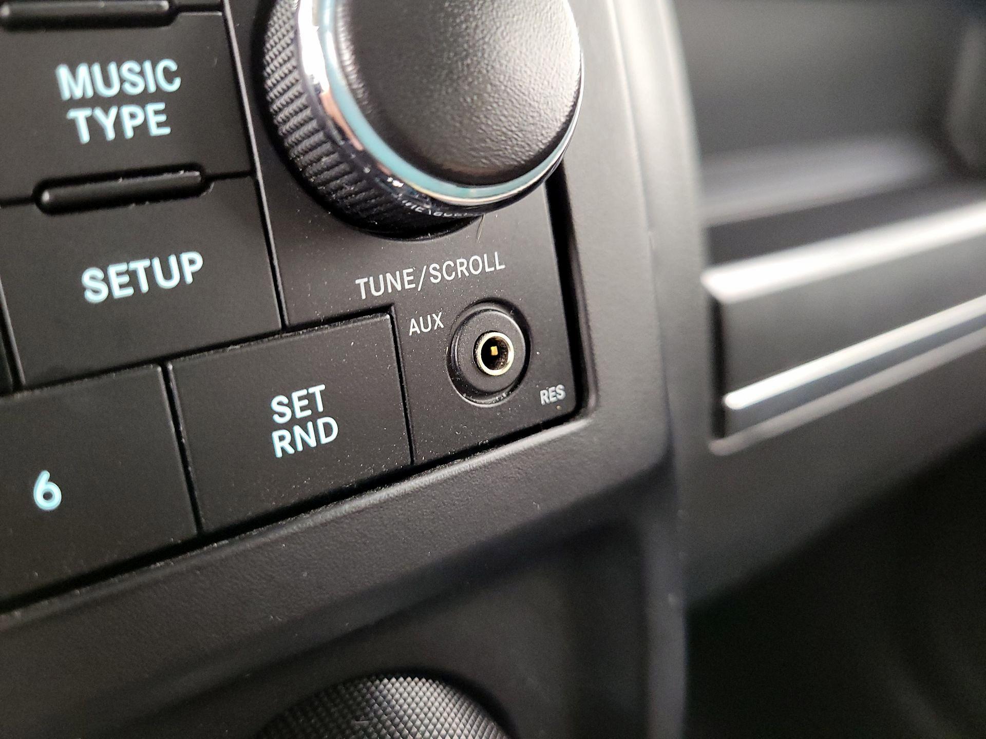 Thumbnail: 2016 Jeep Patriot - 16