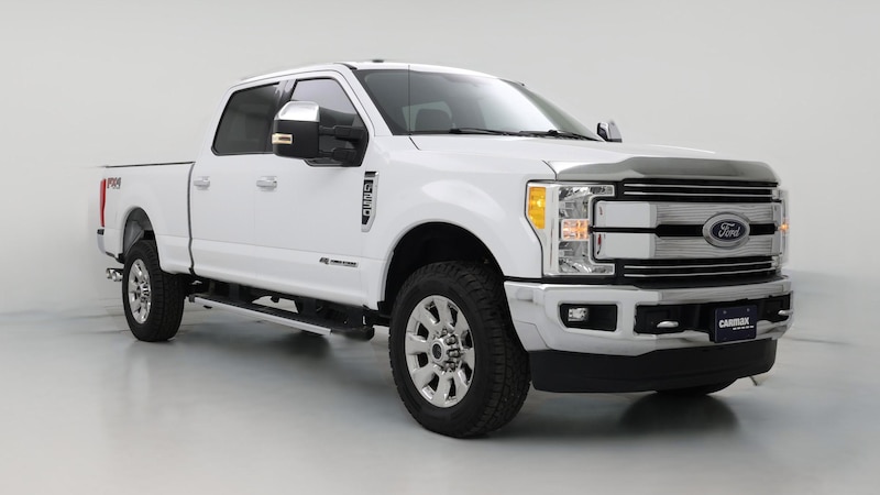 2017 Ford F-250 Lariat Hero Image