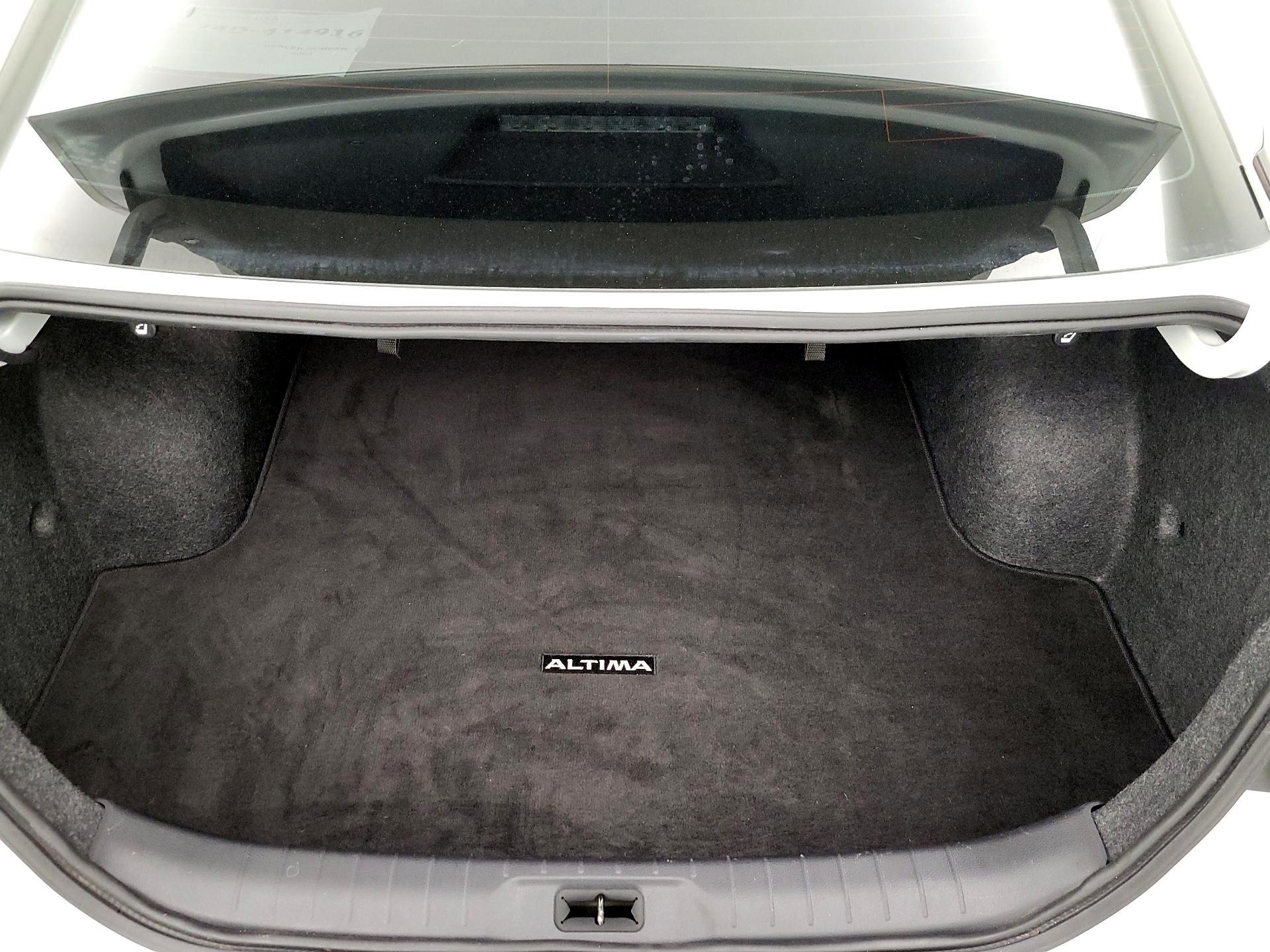 Thumbnail: 2022 Nissan Altima - 16