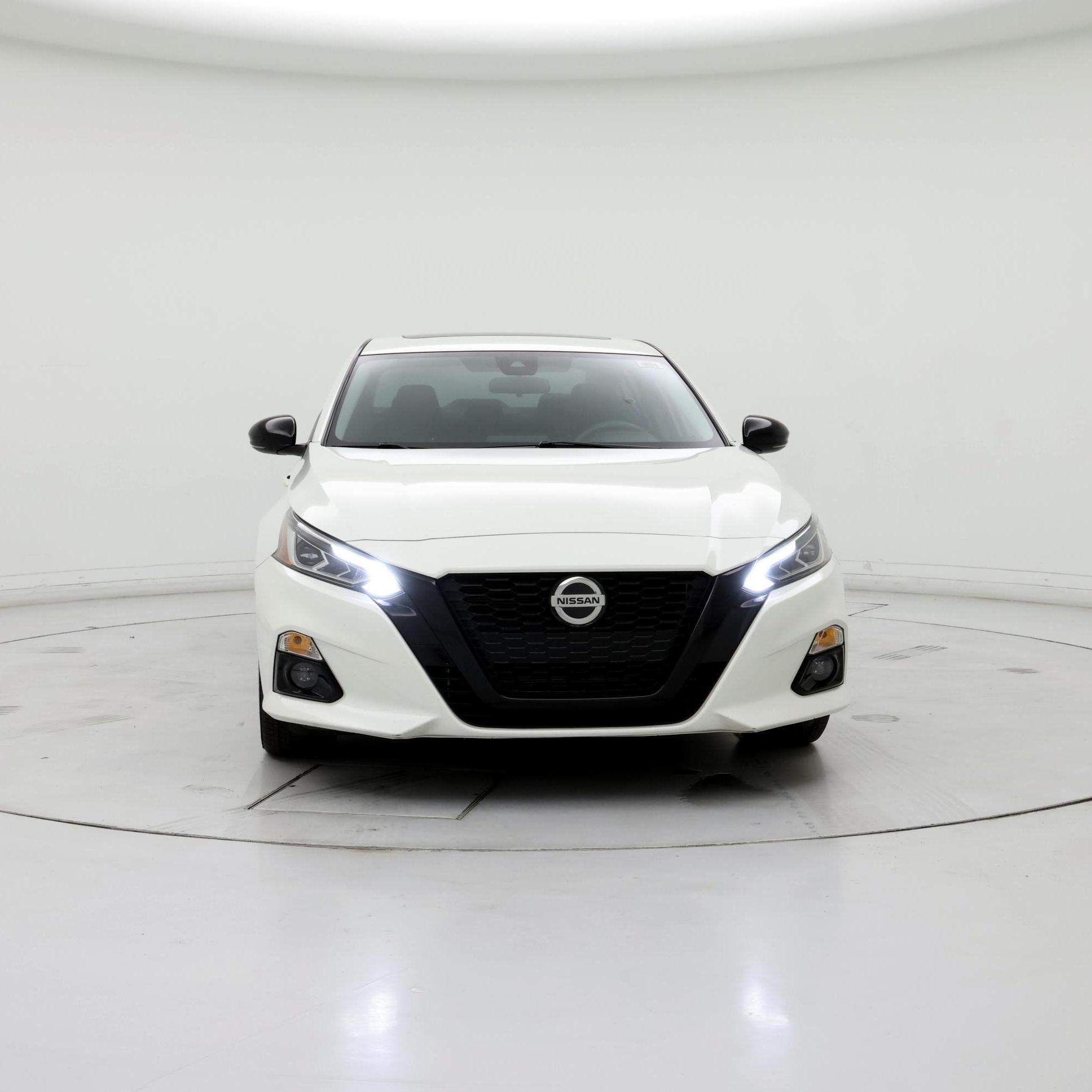 Thumbnail: 2022 Nissan Altima - 5