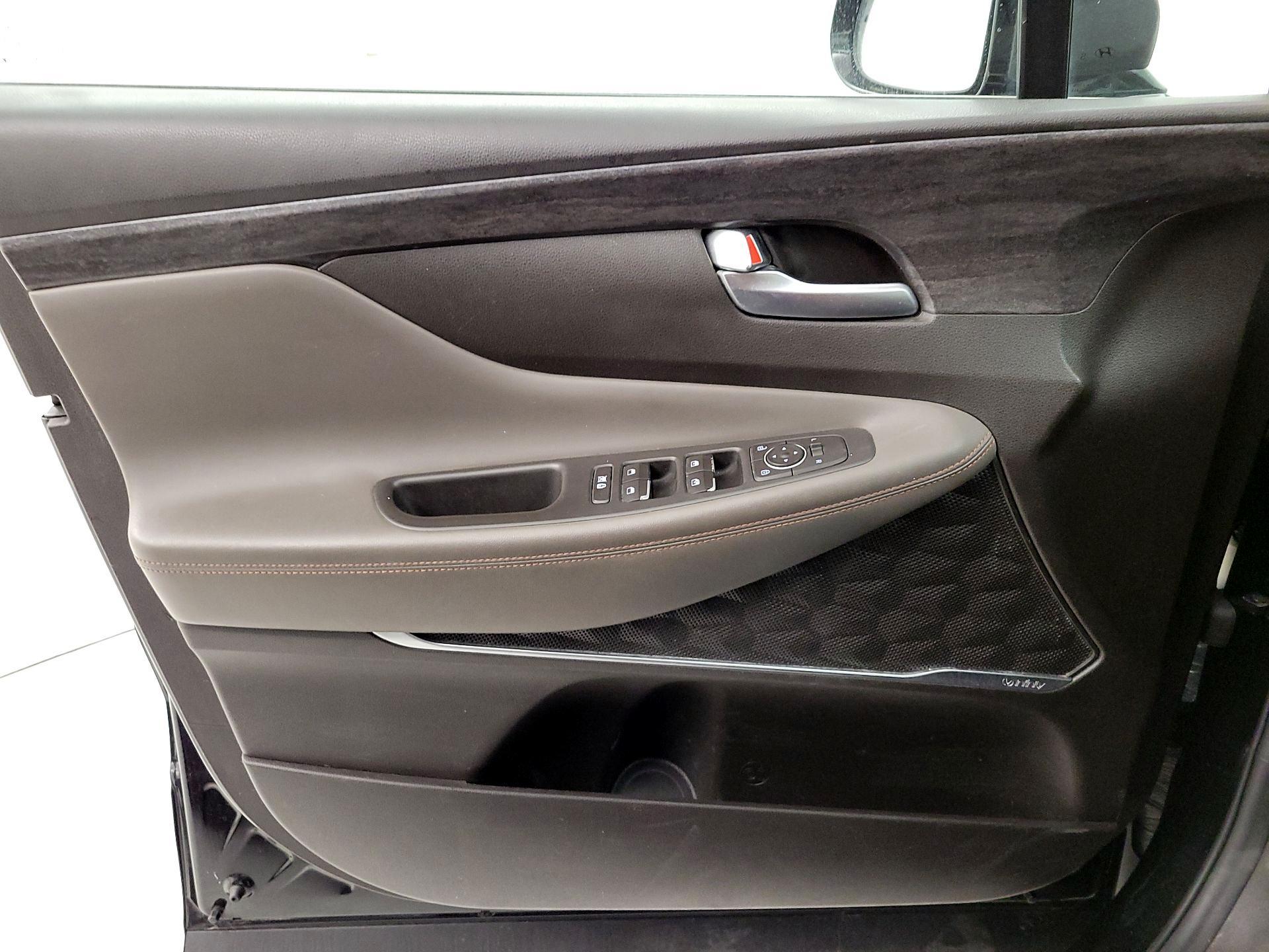 Thumbnail: 2020 Hyundai Santa Fe - 12