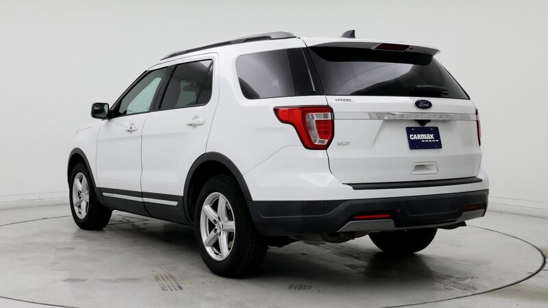 2019 Ford Explorer XLT 2