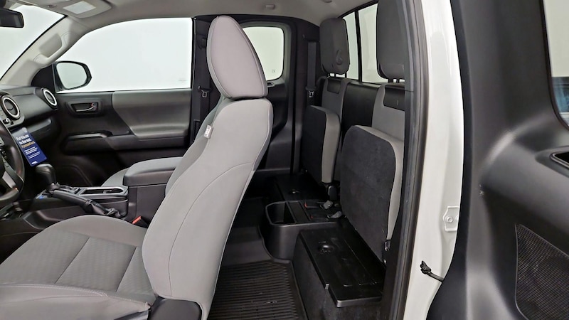 2021 Toyota Tacoma SR 19