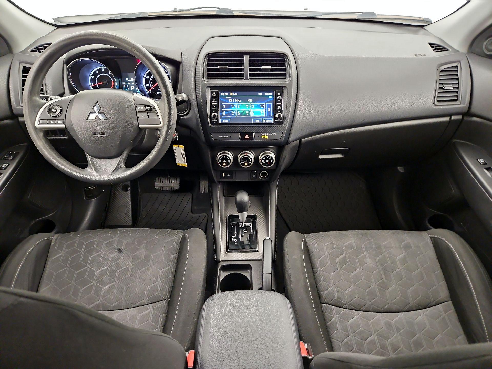Thumbnail: 2020 Mitsubishi Outlander Sport - 9