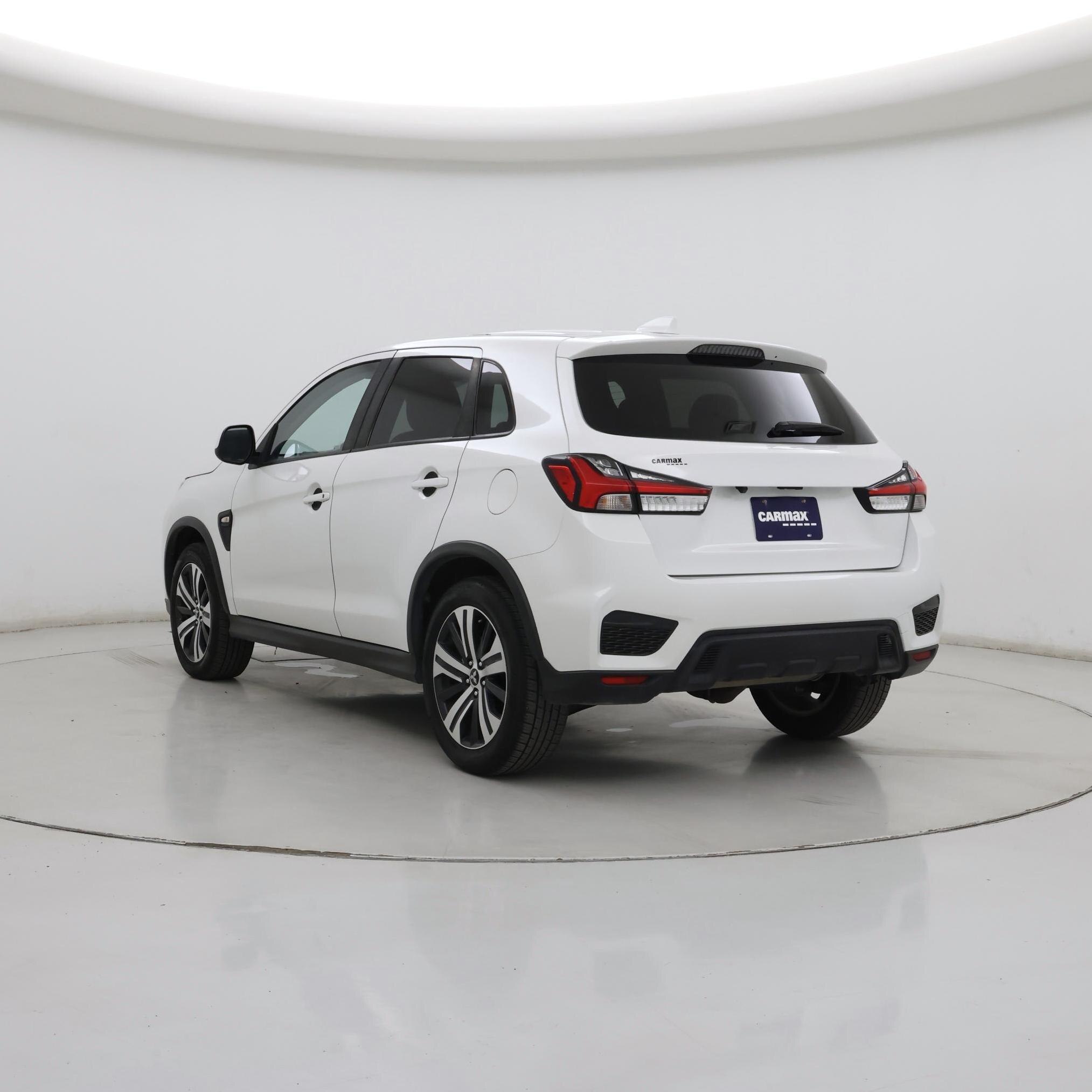 Thumbnail: 2020 Mitsubishi Outlander Sport - 2