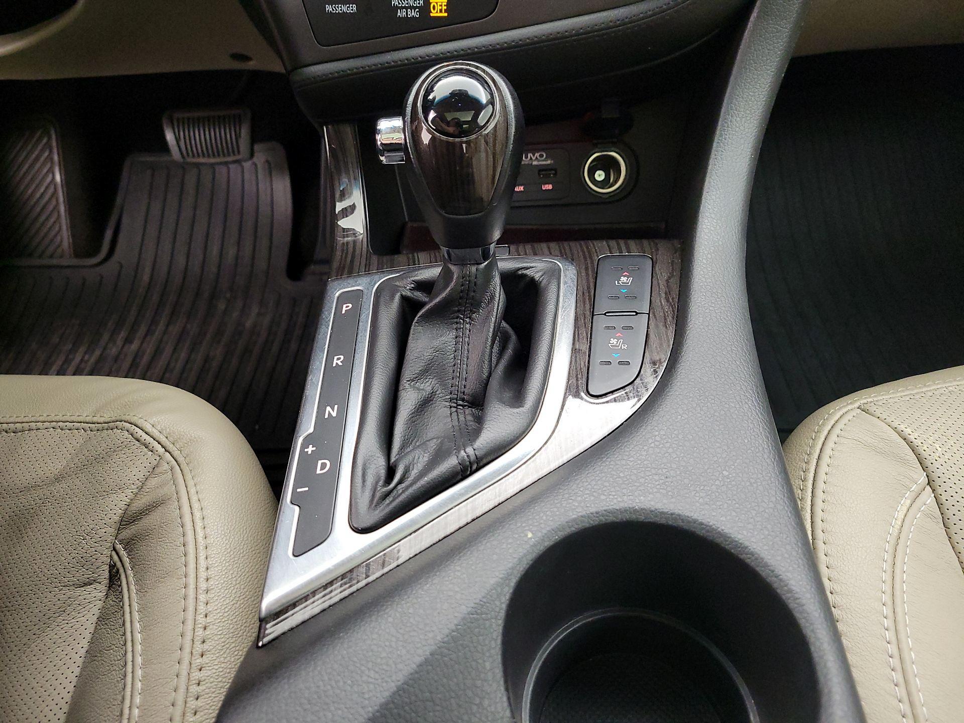 Thumbnail: 2013 Kia Optima - 17