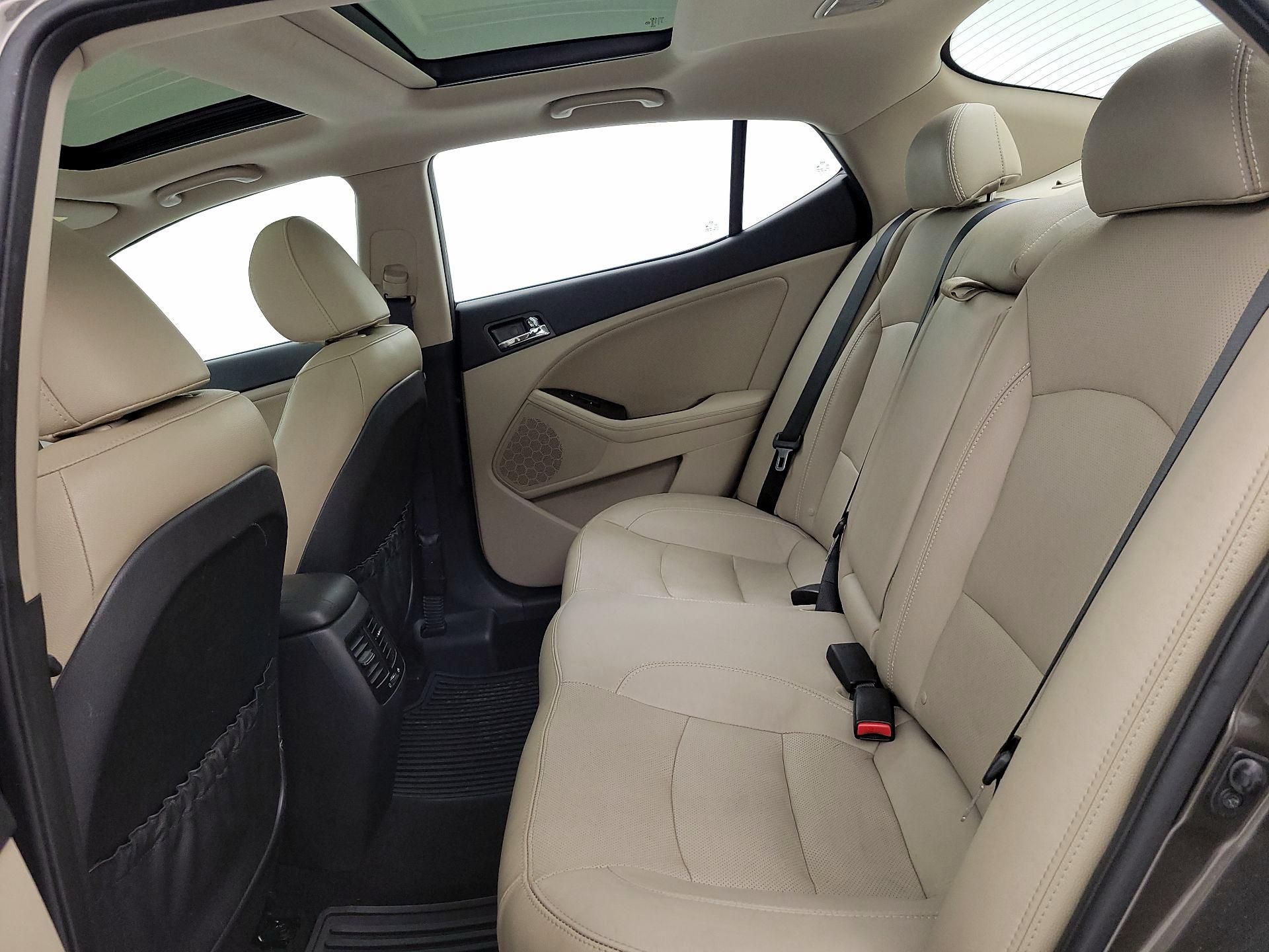 Thumbnail: 2013 Kia Optima - 20