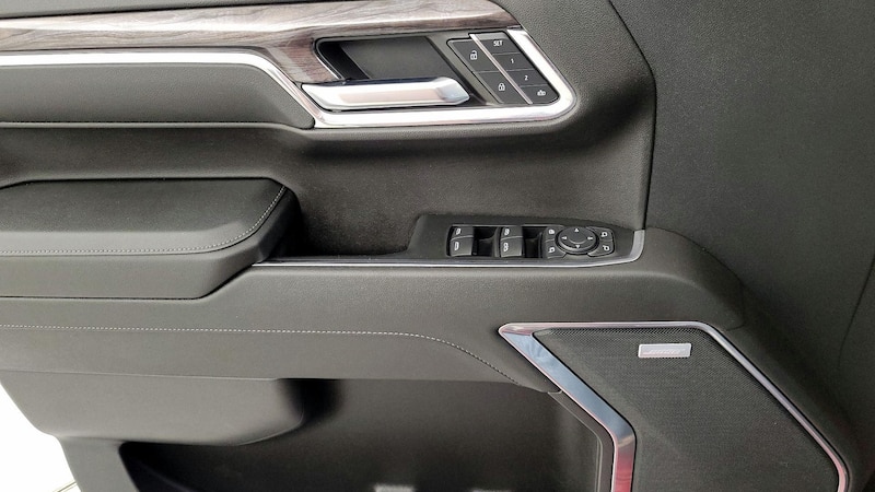 2024 Chevrolet Silverado 1500 LTZ 12