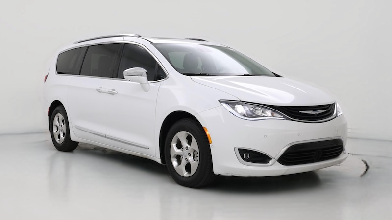2018 Chrysler Pacifica Hybrid Limited Hero Image