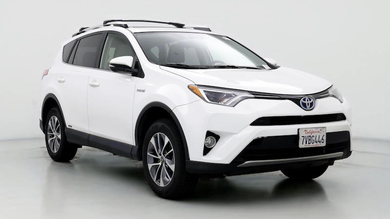 2016 Toyota RAV4 XLE Hero Image