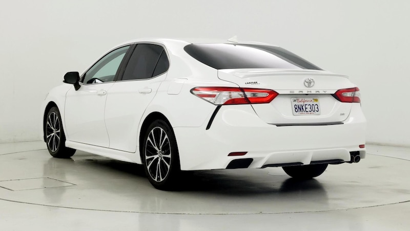 2020 Toyota Camry SE 2