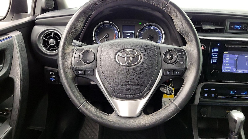 2018 Toyota Corolla SE 10