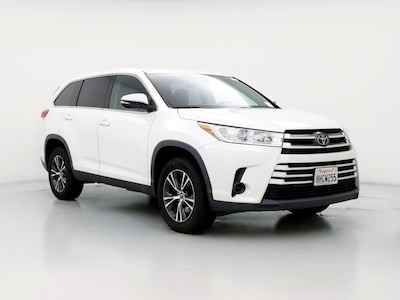 2019 Toyota Highlander LE -
                Bakersfield, CA