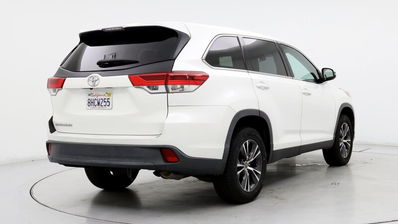 2019 Toyota Highlander LE 8