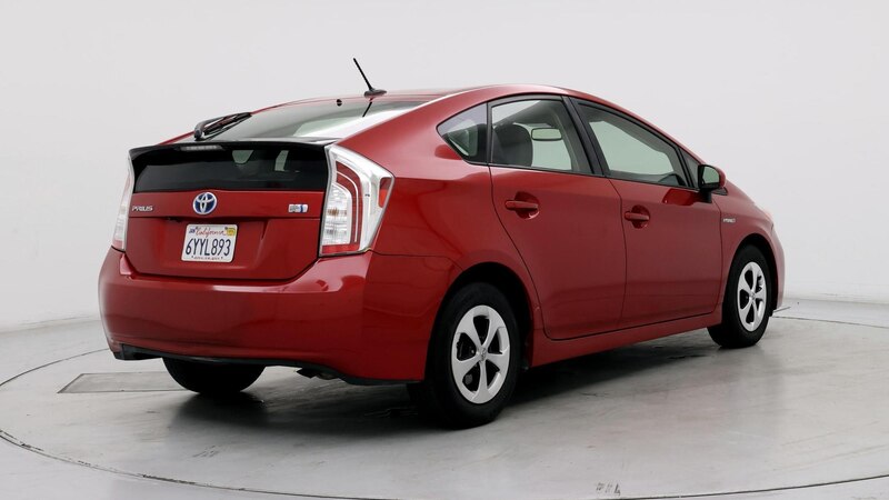 2013 Toyota Prius Four 8