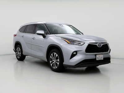 2021 Toyota Highlander XLE -
                Bakersfield, CA