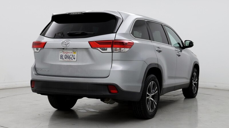 2019 Toyota Highlander LE 8