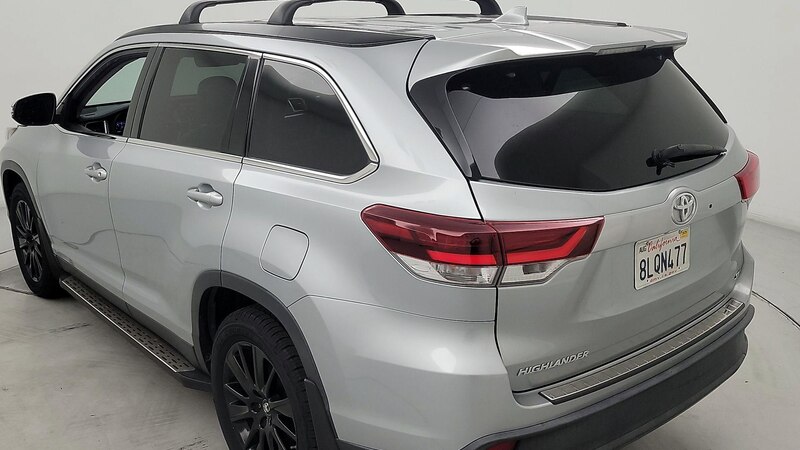 2019 Toyota Highlander SE 7