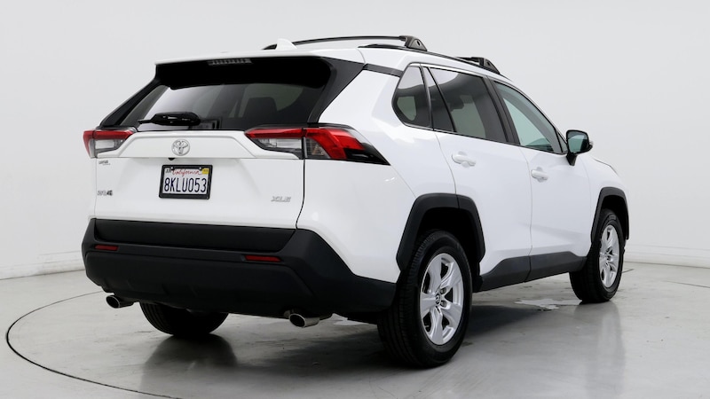 2019 Toyota RAV4 XLE 8