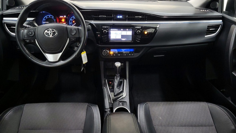 2014 Toyota Corolla S 9