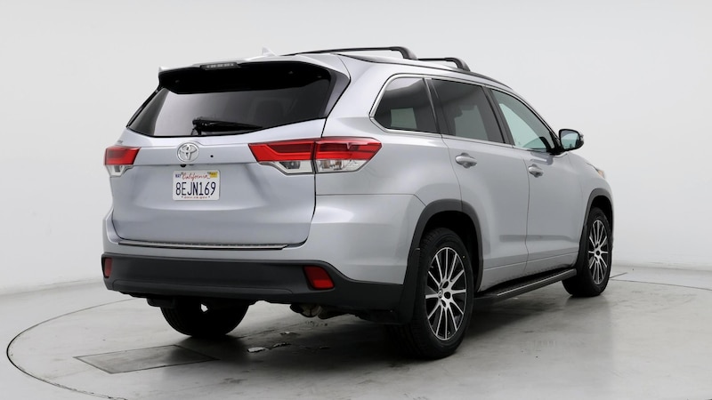 2018 Toyota Highlander SE 8