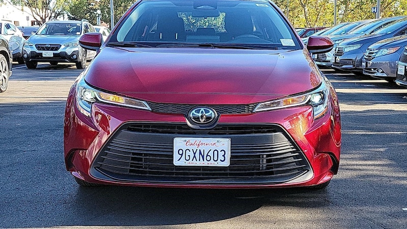 2023 Toyota Corolla LE 2